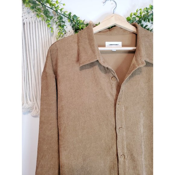 Common Market Brown Cord Button Up Top - Picture 3 of 6